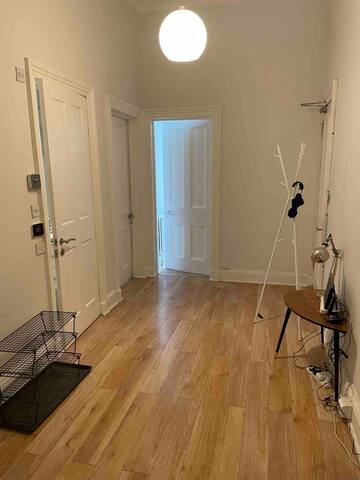 Bright, Spacious, Main Door, 4 Bed in Bruntsfield gallery image 4