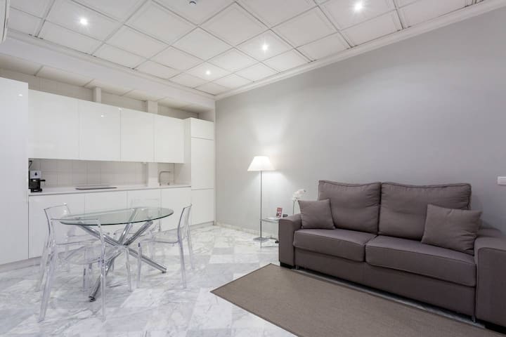 Apartamentos Campana managed Airbnb listing 2