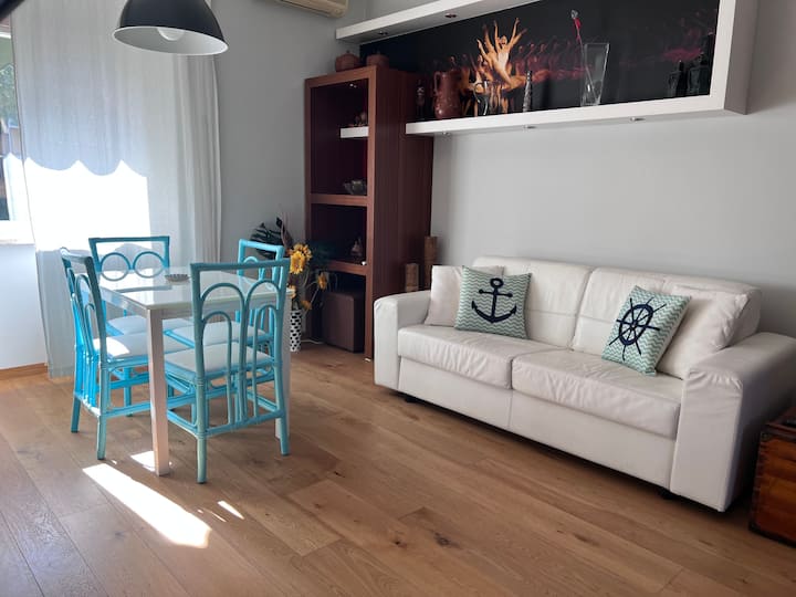 5 Terre Ti Ospita Rita

Cod Citra 011015-lt-2150 - La Spezia