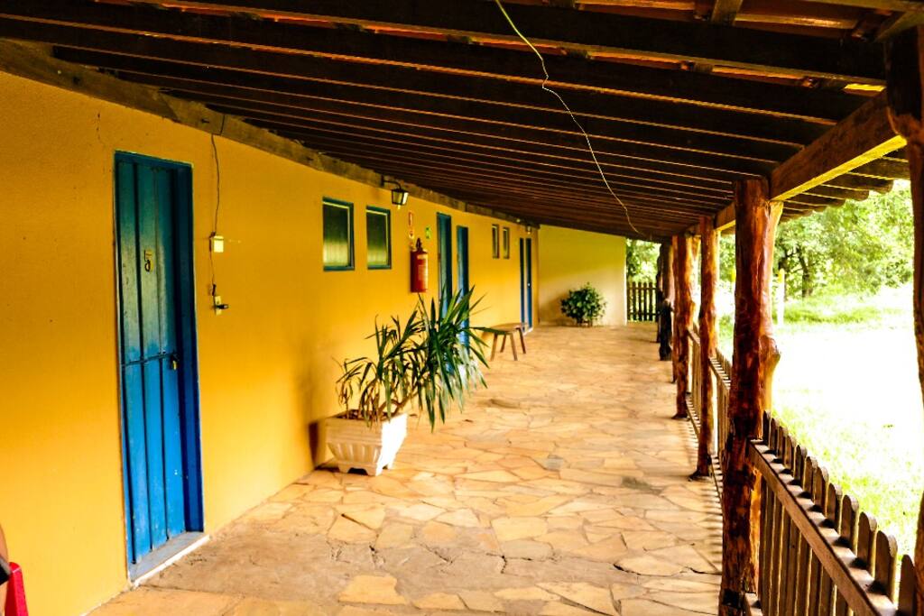 Corredor dos apartamentos da Pousada Portal da Serra