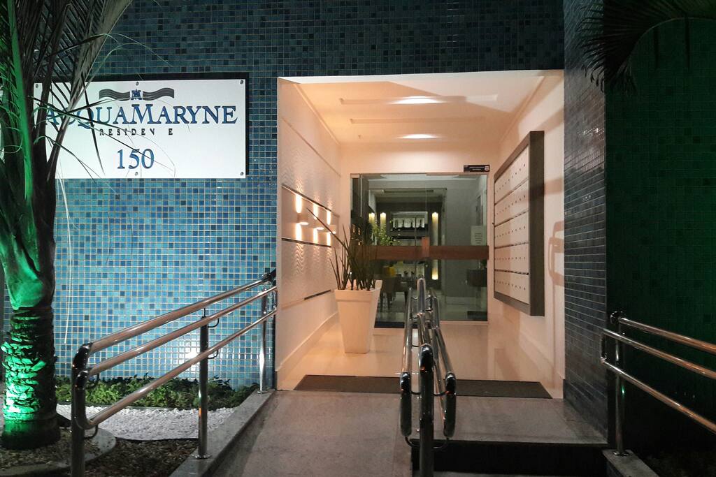 Entrada do prédio