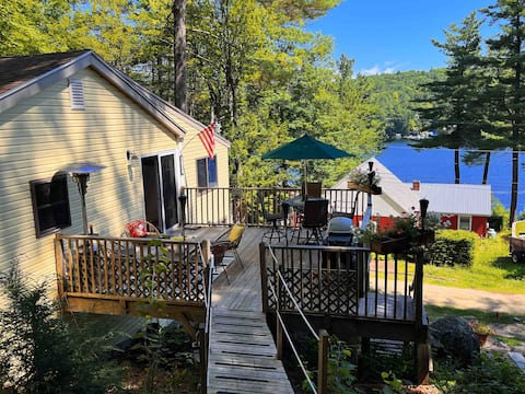 Cozy House in Alton Bay- Amazing Lake Views!