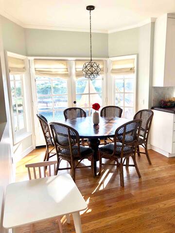 Quiet Mountainside retreat ~views, pool & jacuzzi gallery image 5