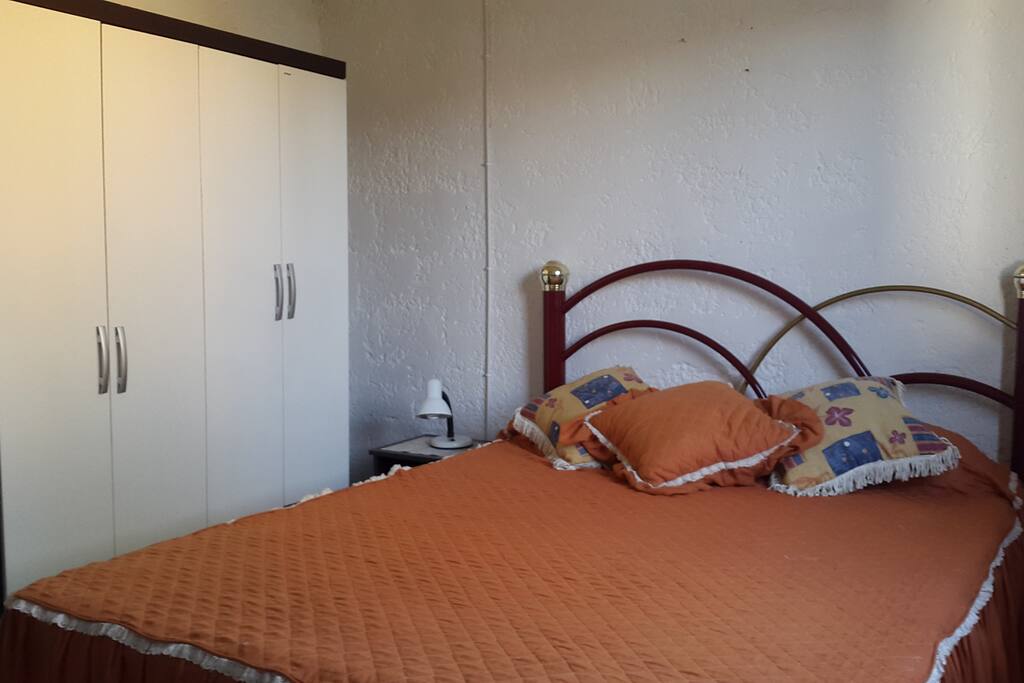 Cama matrimonial