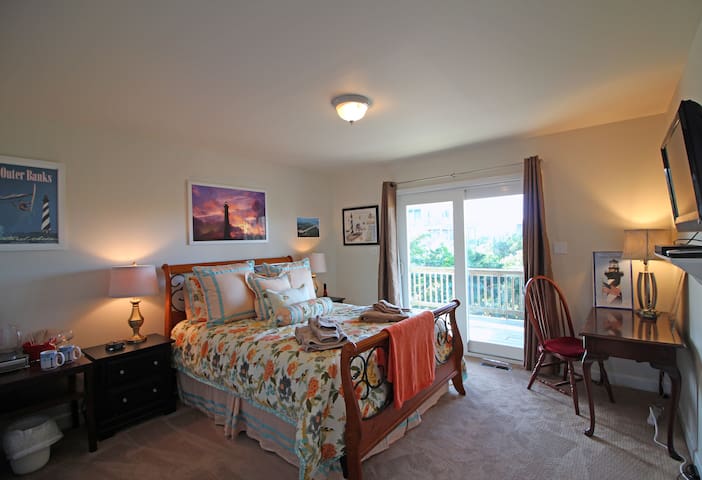 Sunrise Over Salvo--Cape Hatteras Lighthouse Room