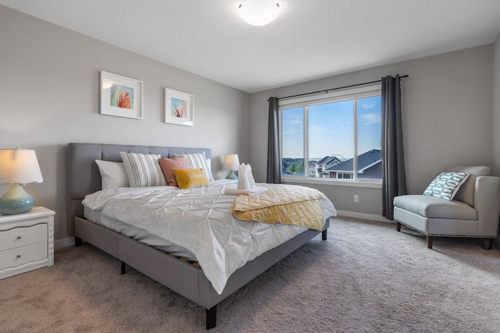 Master Bedroom King size bed 