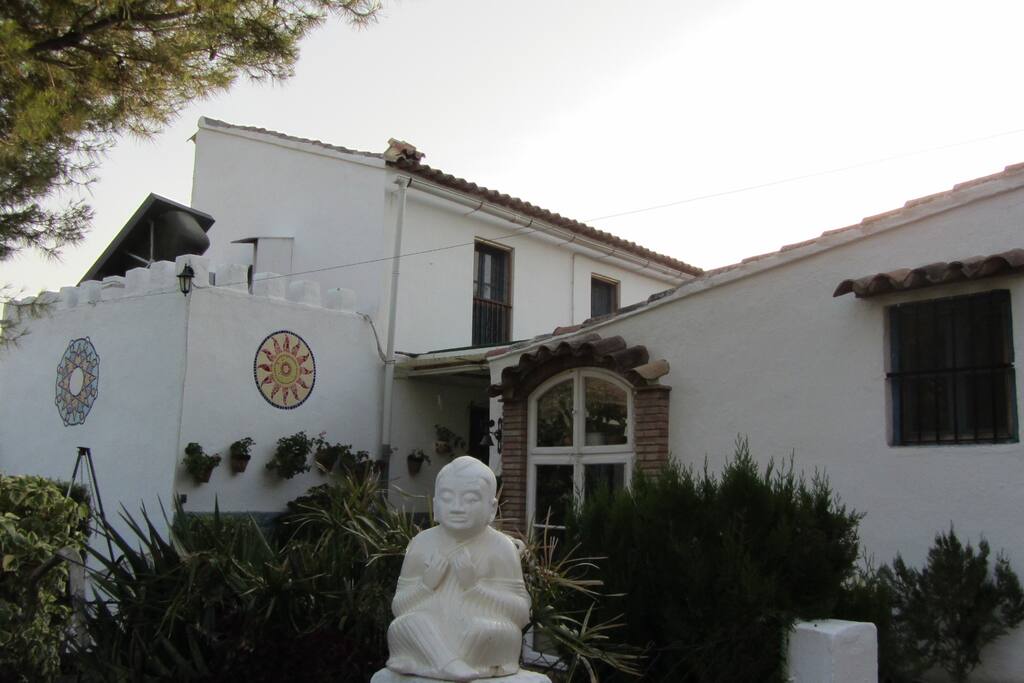 A SIMPLE AUTHENTIC HOUSE