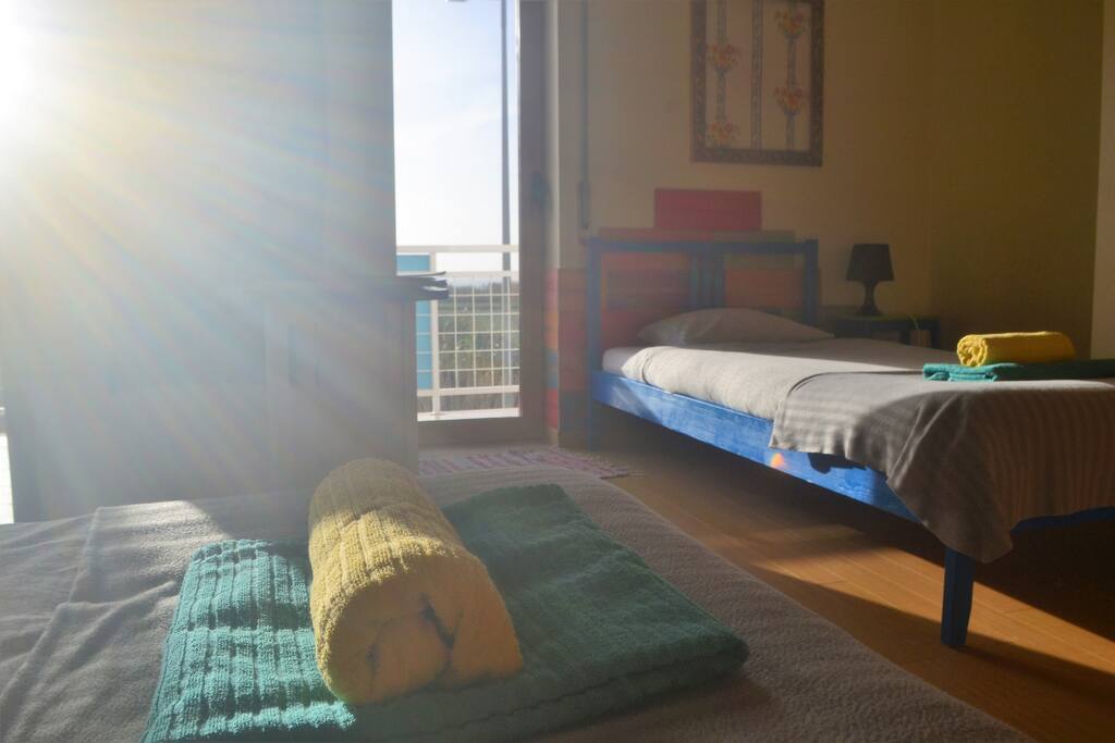 Shared room at Surf House Baleal