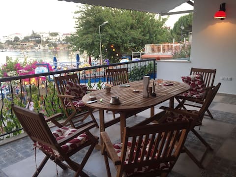 Datça Nergisevi, Kumluk'ta Denize Sıfır Lüks Ev