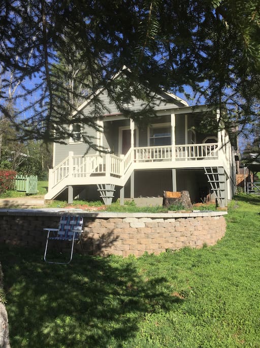 Historic 1890's home nestled in downtown Colfax