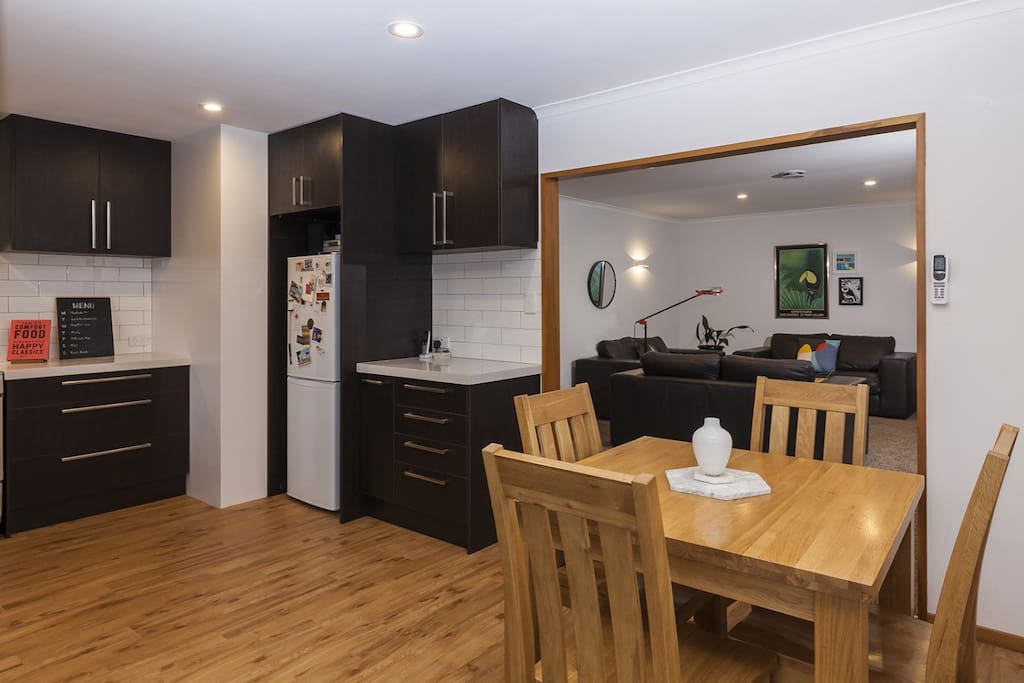 Kitchen/Dining