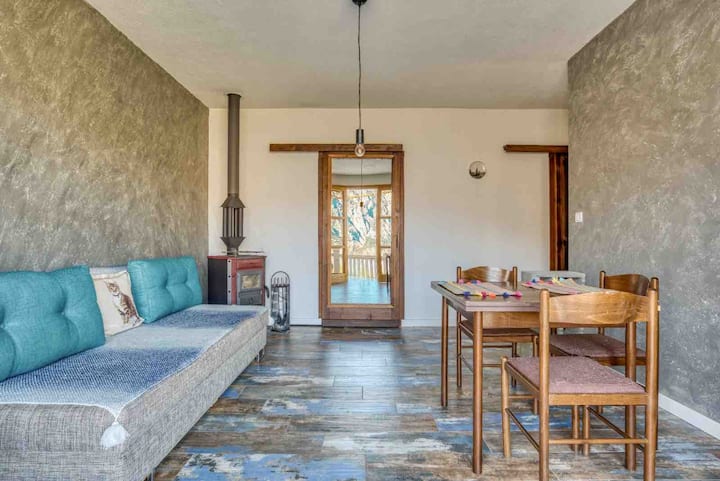 您在里面做什么？出门！ ！ ！ （冬天在我们的炉灶上制作栗子是免费的！ ）