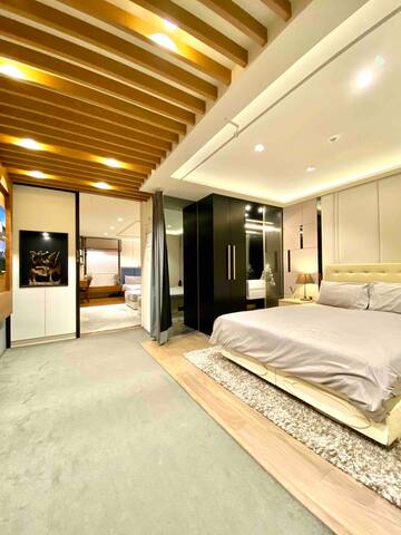 火車站/捷運站旁/場地租借拍攝/台北101百貨/饒河街觀光夜市/西門町步行街/信義區夜店/南港展覽館 gallery image 5