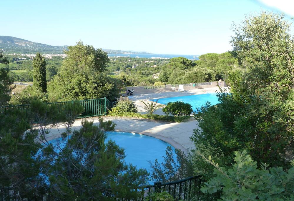 Piscine 2 avec vue mer & Bassin enfant