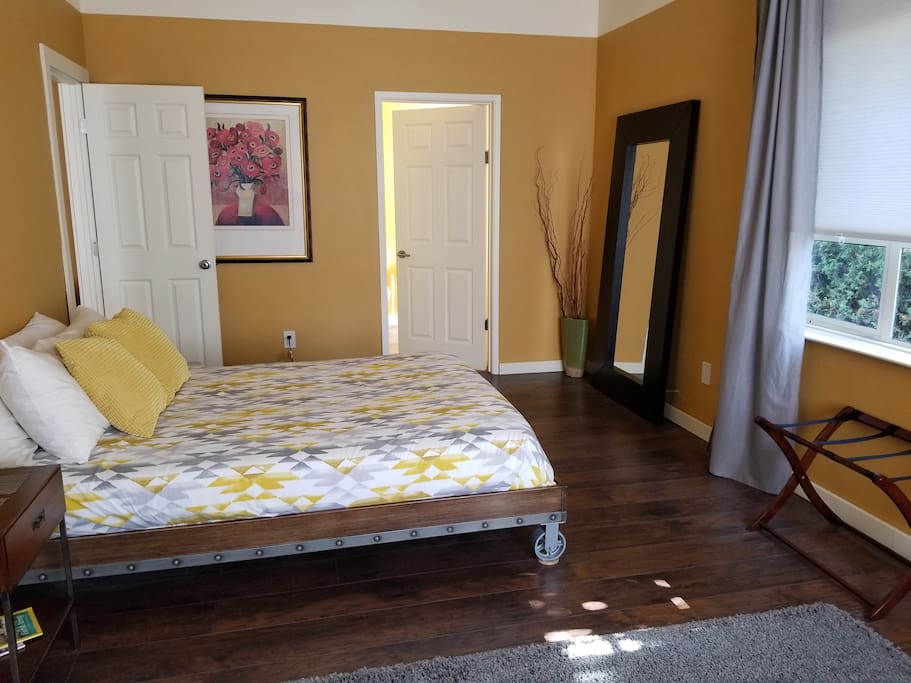 Queen bed