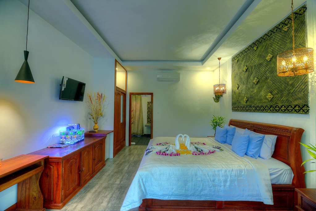King Suite with Privet balcony