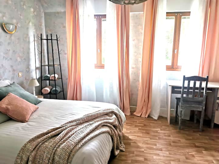 Спалня 2