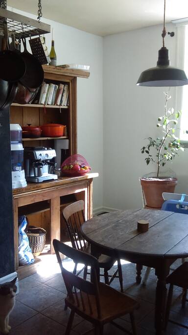 Kitchen table