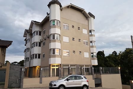 Apartamento novo, ótima localização, ideal casais!