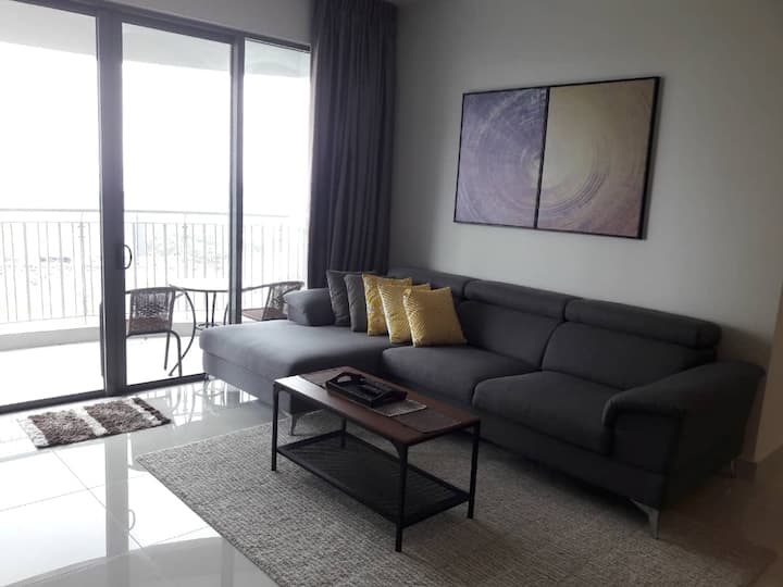 Spacious Teega 2BR @ PH near Hello Legoland/XPark