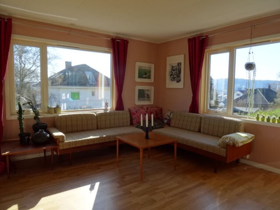 Sitting area with view over the fiord and Stavanger rooftops!