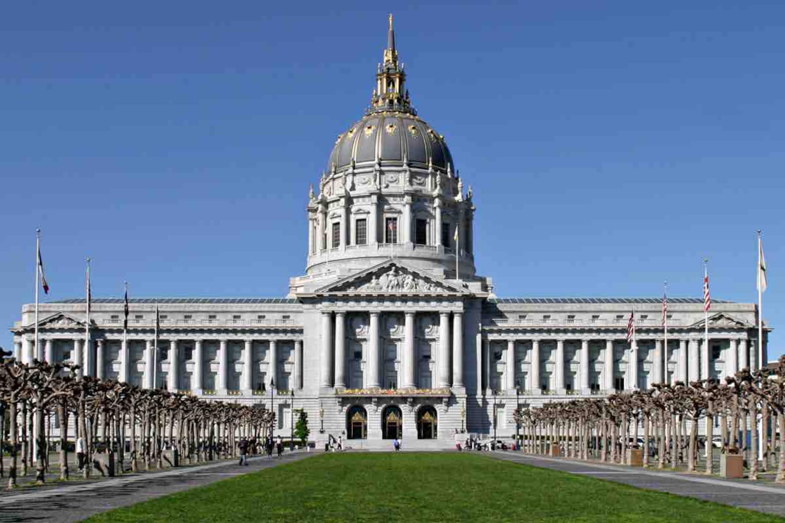Villa in San Francisco · ★4.95 · 5 bedrooms · 6 beds · 3 baths - Image 60