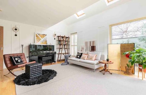 South Dublin,private bathroom,easy to city centre