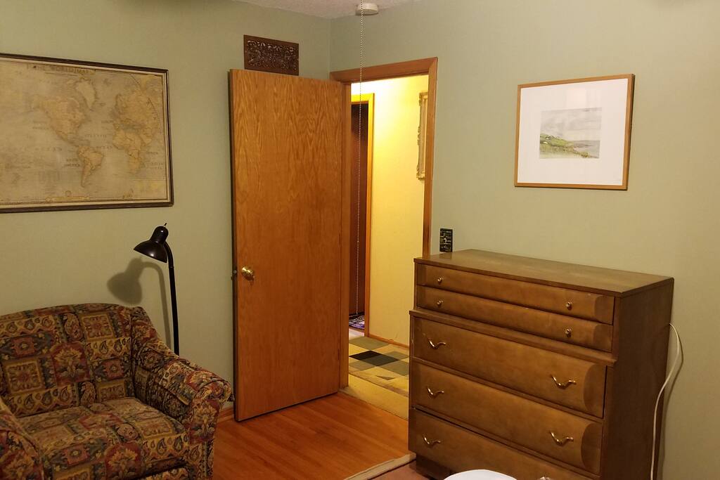 Chest of drawers, if needed.
