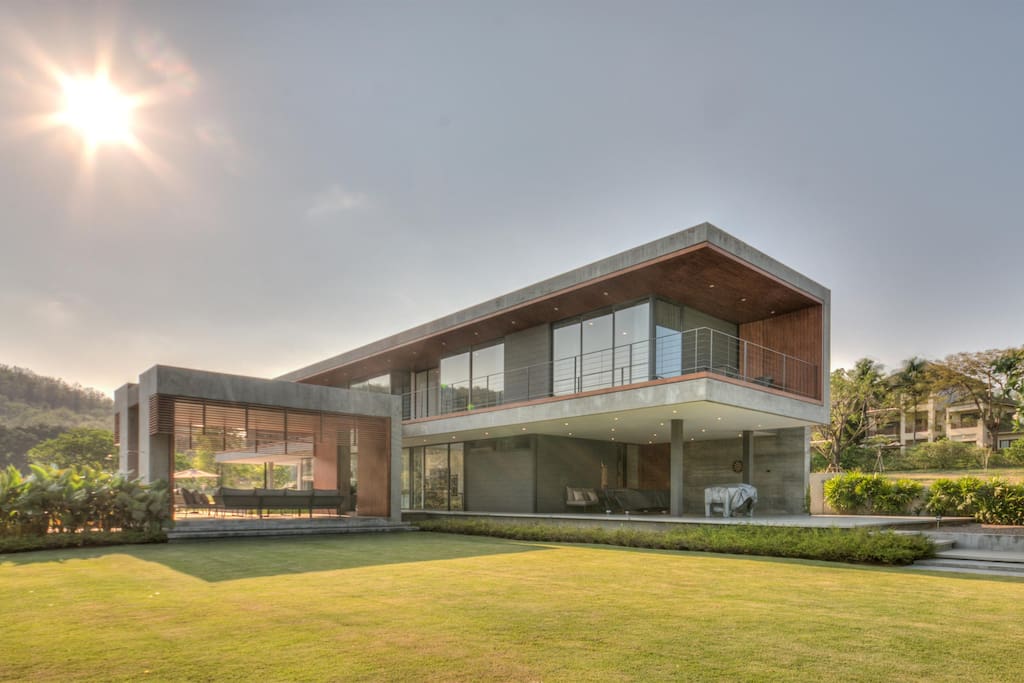Modern Home With Manicured Gardens