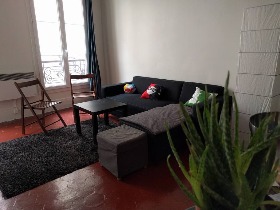 Spacious Living Room