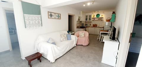 Popular Airbnb listing: Clara's in Δήμος Λέρου