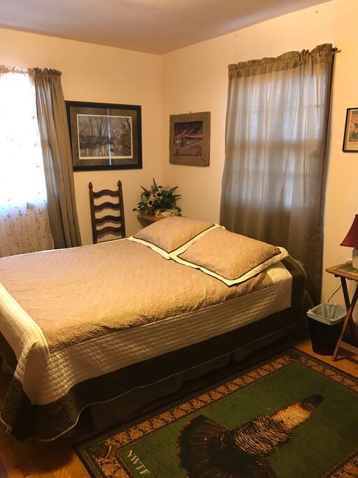 Queen Room