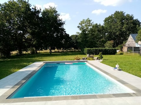 Comfortable house near 24-hour circuit.