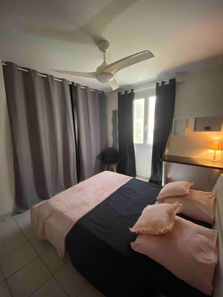 غرفة النوم 2