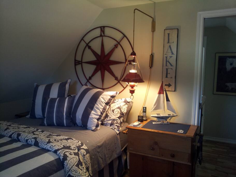 Queen Bed with luxury linens