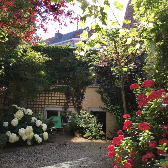 Charming patio with garden