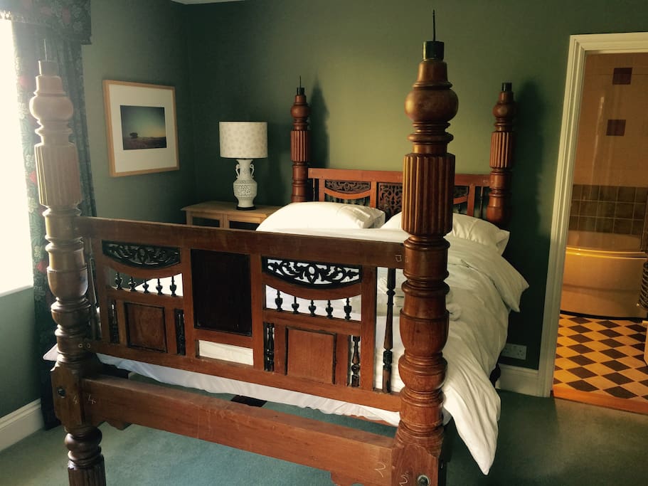 Handcrafted high Indian bed
