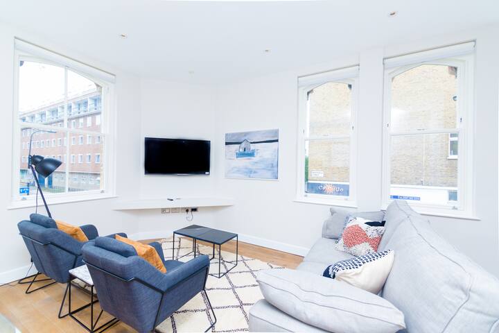 Modern 2 Bed in Fitzrovia gallery image 3