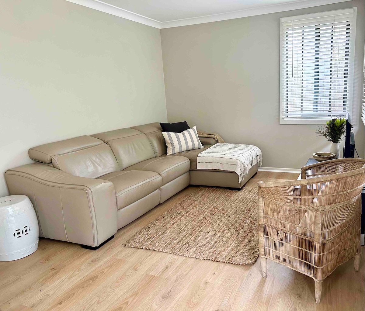 Successful Airbnb property: Little Avalon House in Avalon Beach