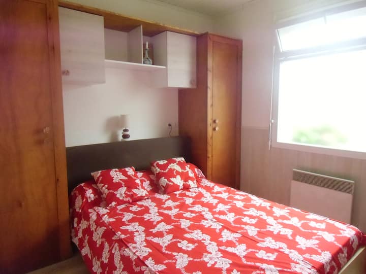 1 легло 140 и личен душ