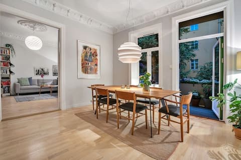 Top performing Airbnb: Beautiful flat in quiet area in central Oslo in St. Hanshaugen