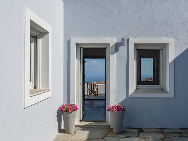 NevermindVacations Villa A gallery image 4