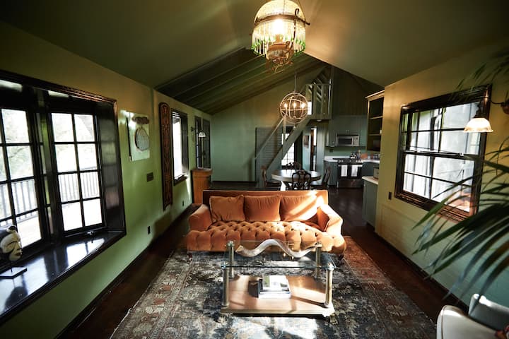 The Gate House Cabin With Cedar Hot Tub - Los Ángeles, CA