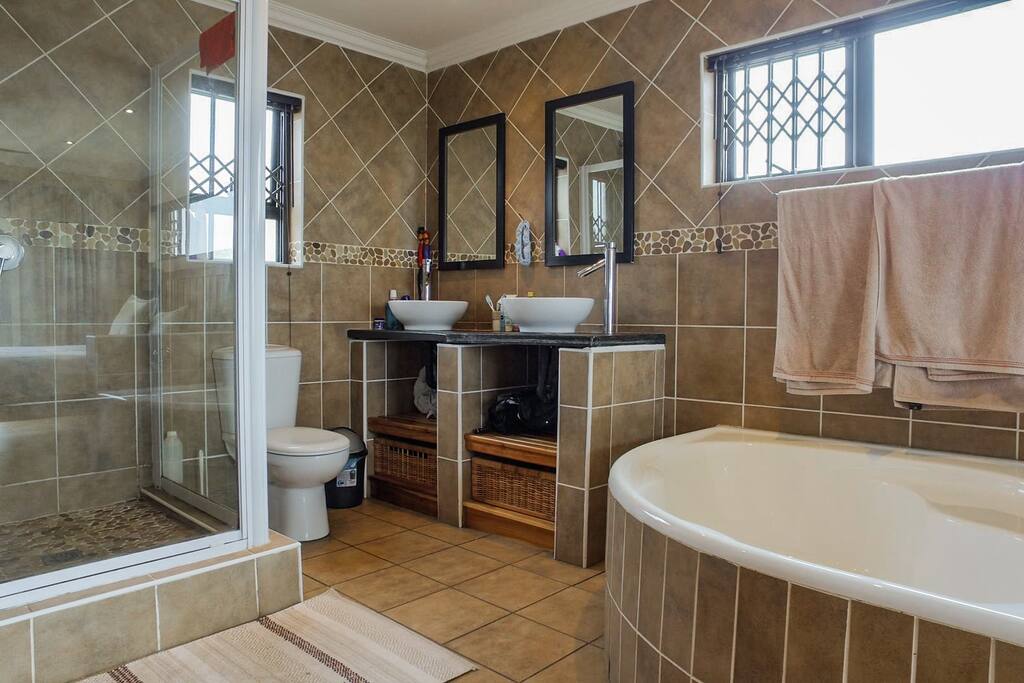 En-suite bathroom
