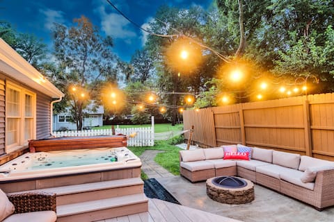 +Derby Home-HOT TUB, Barrel Sauna, Firepit, PETS+