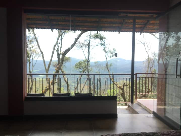 Homestay in Chikmagalur on top of the hill. Vacation homes for Rent