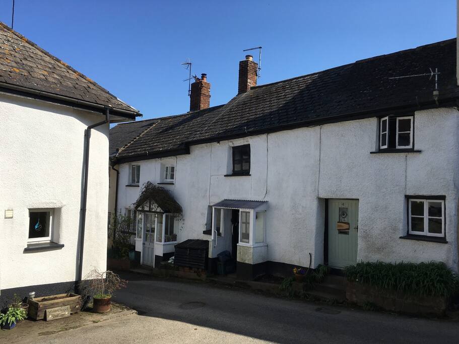 Front of Teddy's Cottage