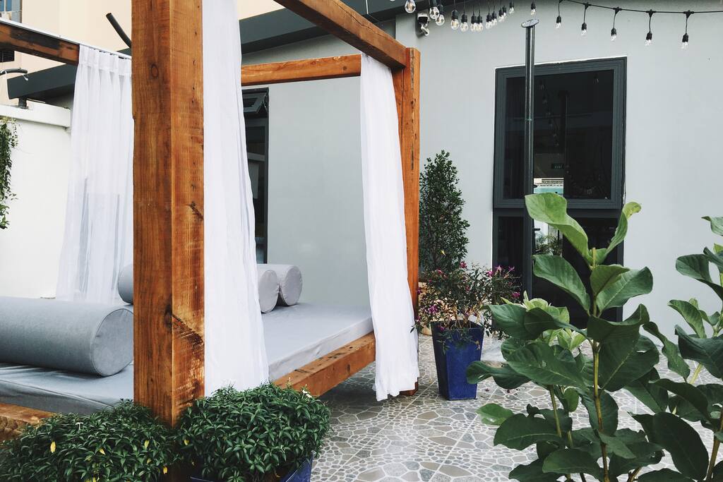 Rooftop Garden