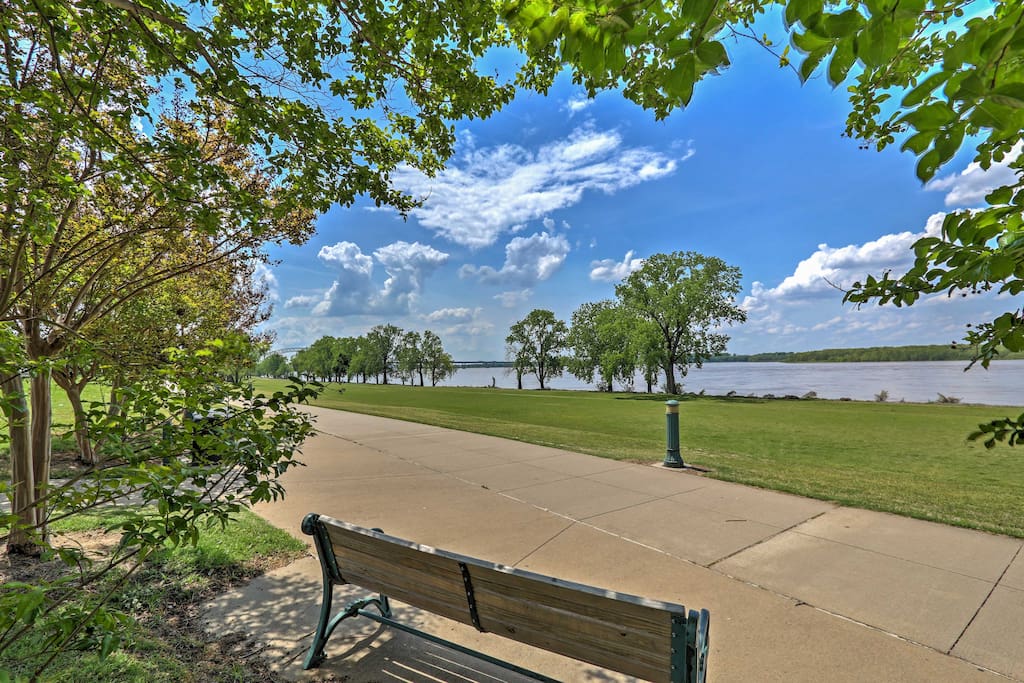 The house is located only steps away from the Mississippi River.