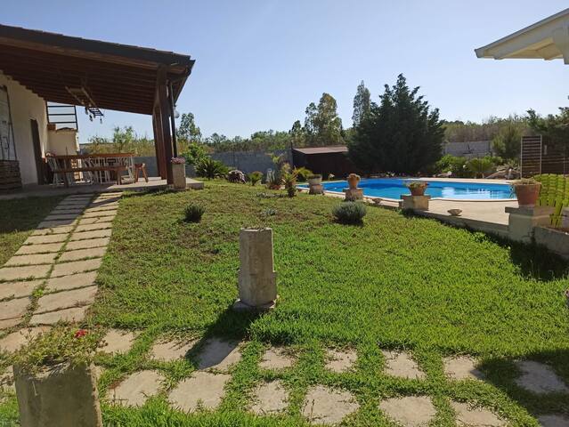 Salento villa con piscina gallery image 4